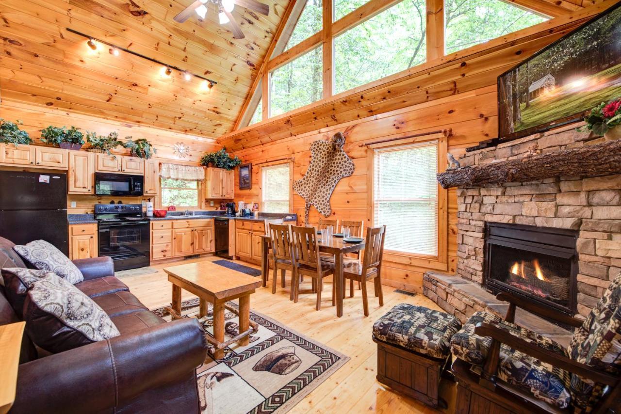 Cabin Of Dreams, 3 Bedroom Water View, Wifi, Hot Tub, Pool Table, Sleep 8 Сев'єрвілл Екстер'єр фото